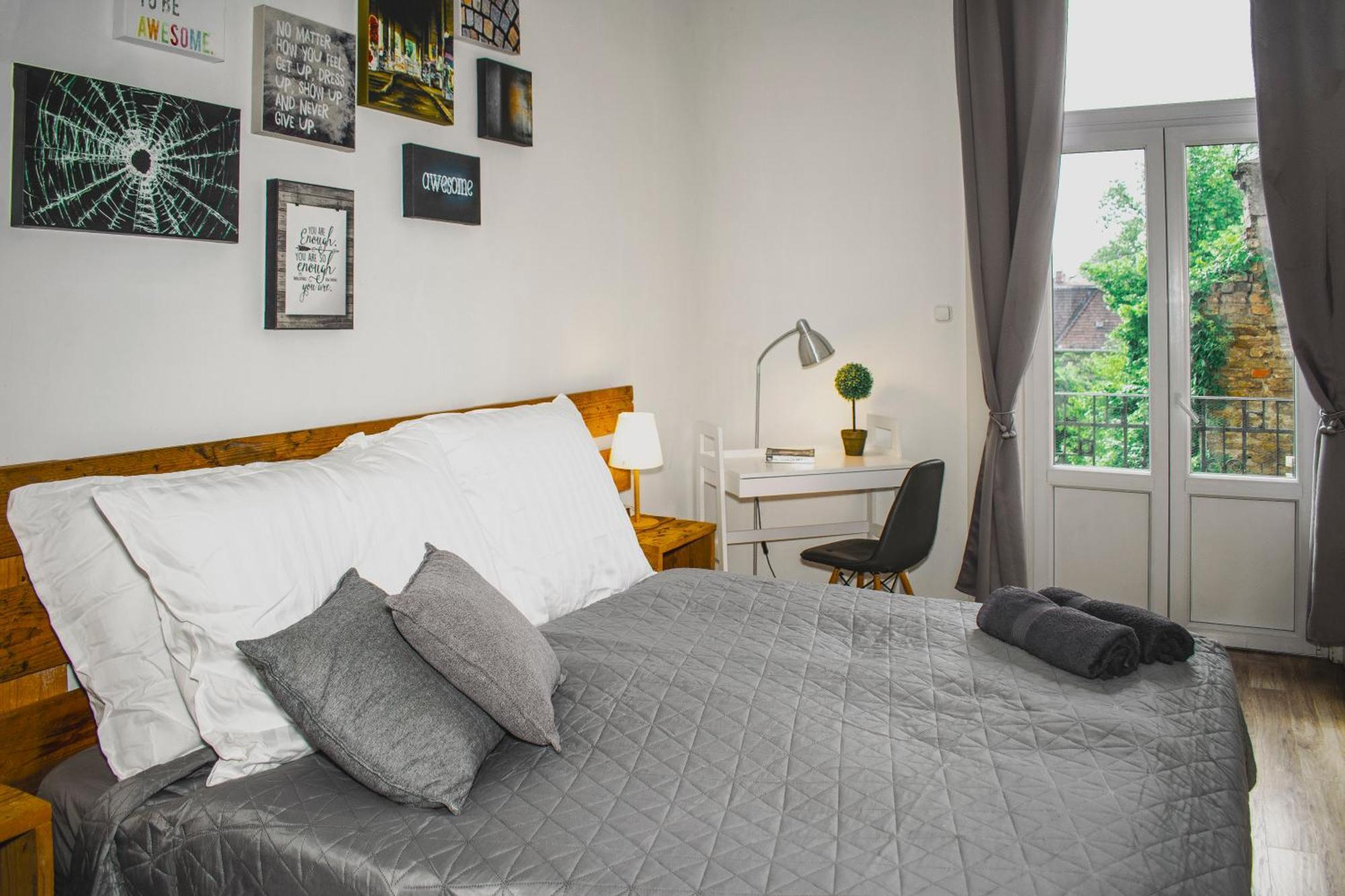 3 Room Apartment In The Beautiful Street Budapest Kültér fotó
